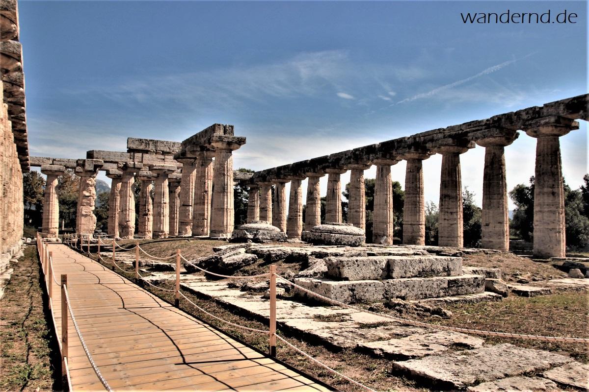 Im Inneren des Hera-Tempels von Paestum