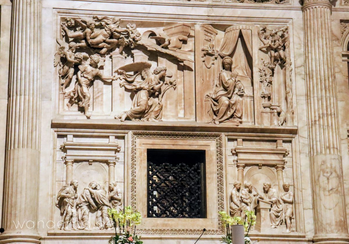 Das sogenannte "Verkündigungsfenster" des Heiligen Hauses von Loreto