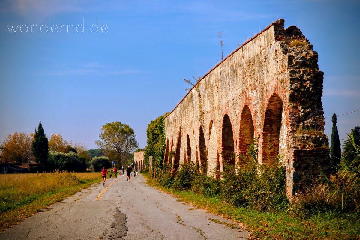 Der Aquädukt-Wanderweg bei Pisa ist beliebt für Ausflügler und Läufer